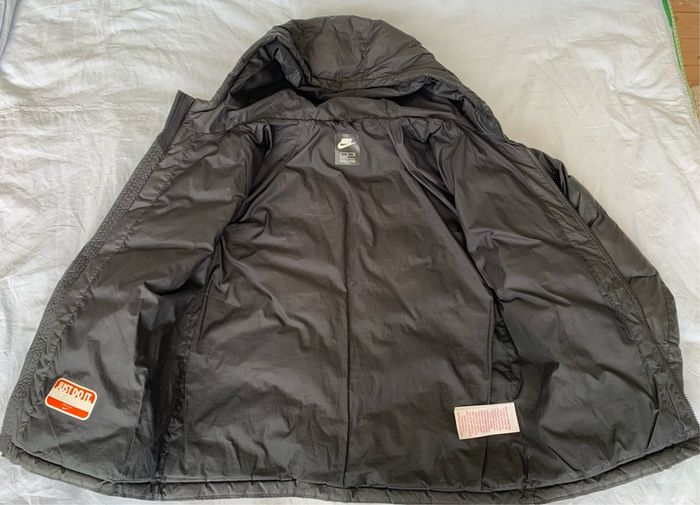 NIKE kids down filled puffer jacket