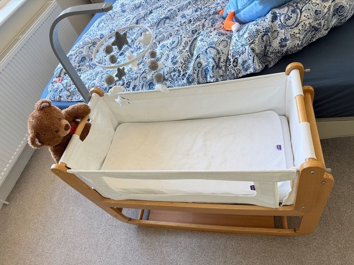 baby cot