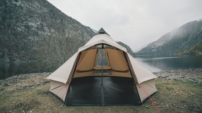 Robens Settler Sky Bell Tent 10 Person massive roof windows