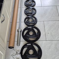brand new olympic weight lifting set C