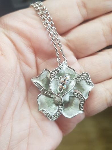 Vintage Flower Pendant
