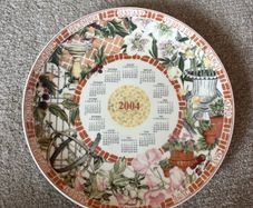 Vintage Wedgwood 2004 Calendar Decorative Plate