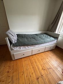 IKEA Day Bed - Hemnes with Mattresses