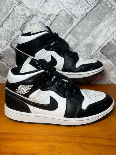 Nike Air Jordan Panda (Black & White) Hi Top Trainers Ladies/Mens/Boys UK6 EUR40