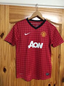 Manchester United FC. Official Nike Youths Age 12-13 Years Home Jersey. Collect In Dublin Or Receive Via Post.
