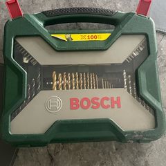 Bosch 100 Piece Drill Piece Set