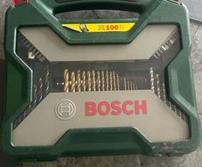 Bosch 100 Piece Drill Bit Set