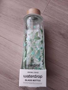 New Waterdrop Glass Bottle 600ml, Bamboo Lid, Brand New