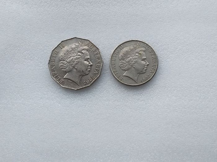 Australia : 2005 - Commemorating The 60th Anniversary of The End of WW2 , 20c and 50c Coins