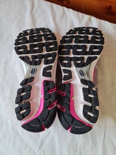 2012 Nike icarus Size 8 eu 42.5 pink/grey In excellent condition