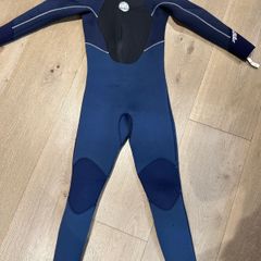 Wet suit - Alder junior 8.
