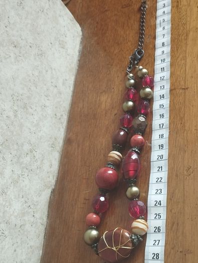 Vintage bright necklace.
