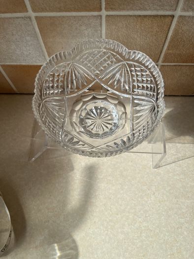 Tipperary Crystal Center Piece Fruit Footed Bowl