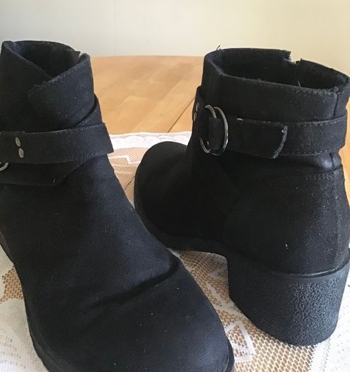Ladies Boots