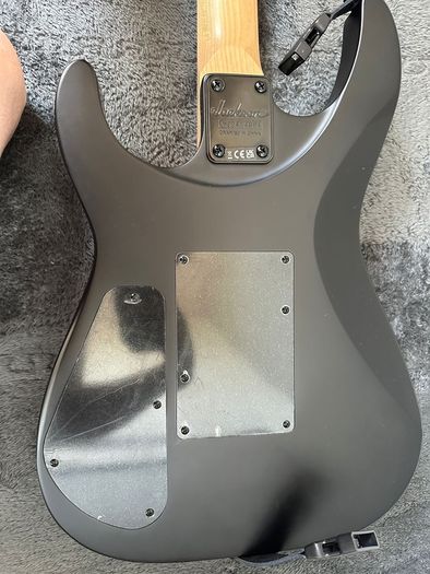 Jackson JS32