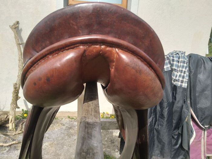 17" Stubben GP Saddle