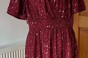 V by Very Occassion Stunning dress long length with sequins size 18 New with tags