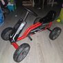 Kids pedal go kart Image 2