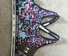 New Under Armour Bra/ top size XL (13-15 years)