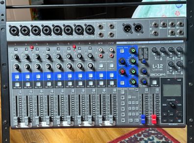 Zoom L12 Livetrak