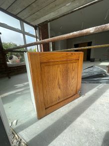 2 kitchen units