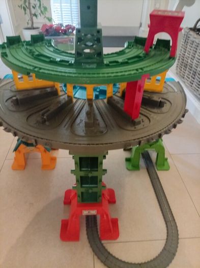 Thomas and friends super station