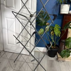Tower airer