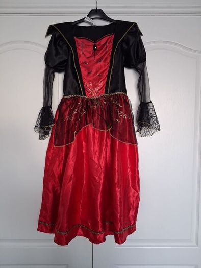 Halloween vampire dress