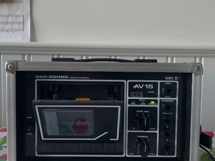 Dan-Sound AV15 MKII Cassette Recorder Portable Multi-Headphones Lo-Fi Music