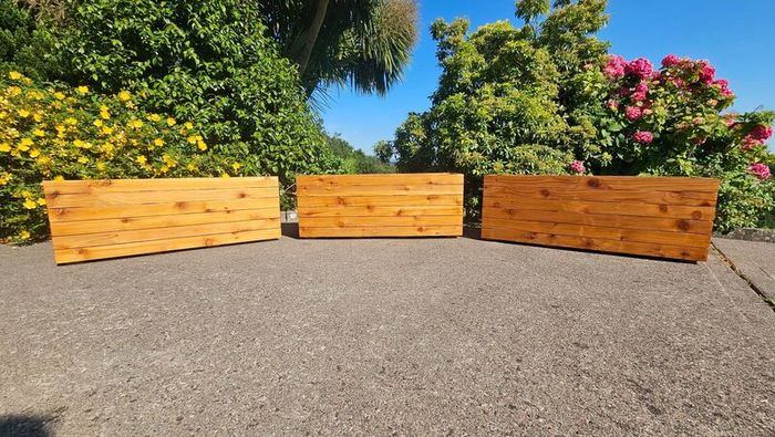 Premium Red Cedar Planters |Custom sizes available