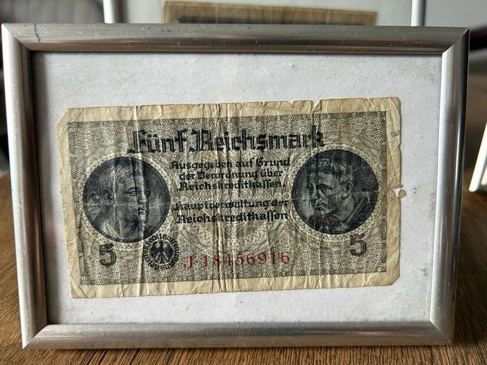 Set of 5 Vintage Banknotes in Frames  Historical Currency Display