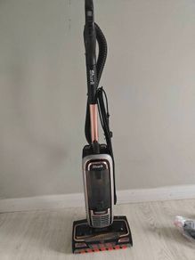 Shark lift away vaccume