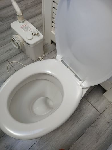 saniflo and toilet