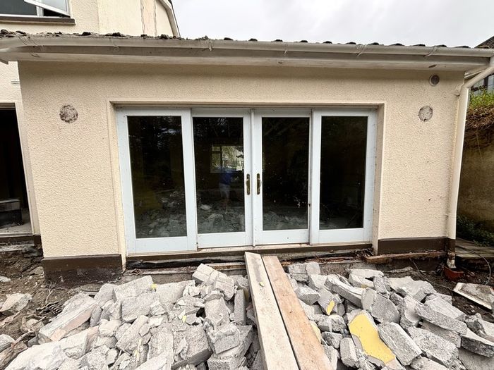 Sliding Door