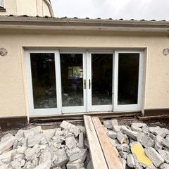 Sliding Door