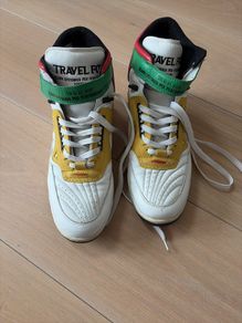 Travel Fox 1988 Hightop Trainers