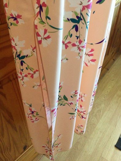 Ladies Peach Floral maxi dress W/ side slits size M 12 includes postage