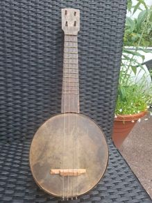 Antique 1920's Banjolele
