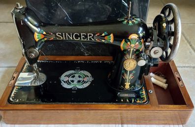 Vintage Singer Sewing Machine