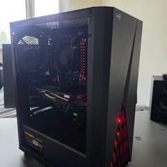Gaming Pc // Parts or Repair