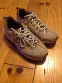 Size 5 Beige Sketchers Sport