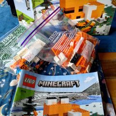 Lego Minecraft Fox Lodge