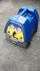 YELLOW JACKET RecoverXLT Refrigerant Recovery Machine