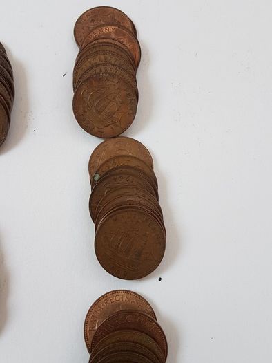 164 x Vintage Half Penny British Coins