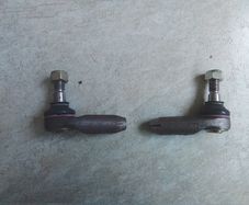 2.Audi 100 Track Rod Ends.
