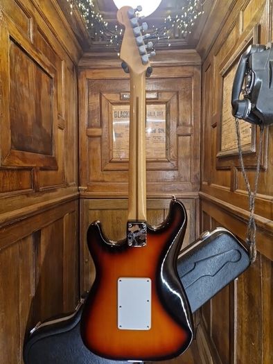 Fender Stratocaster Plus Deluxe 1995