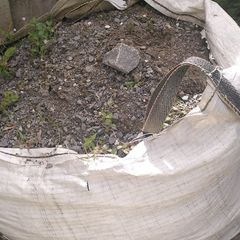 Gravel and sand infill