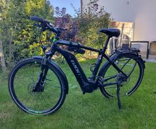 Giant Electric Bike Explore E+ 2018 Model Mens Size L
