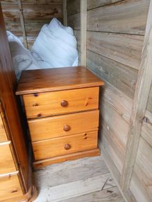 Pine Locker.  excellent condition