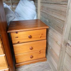Pine Locker.  excellent condition